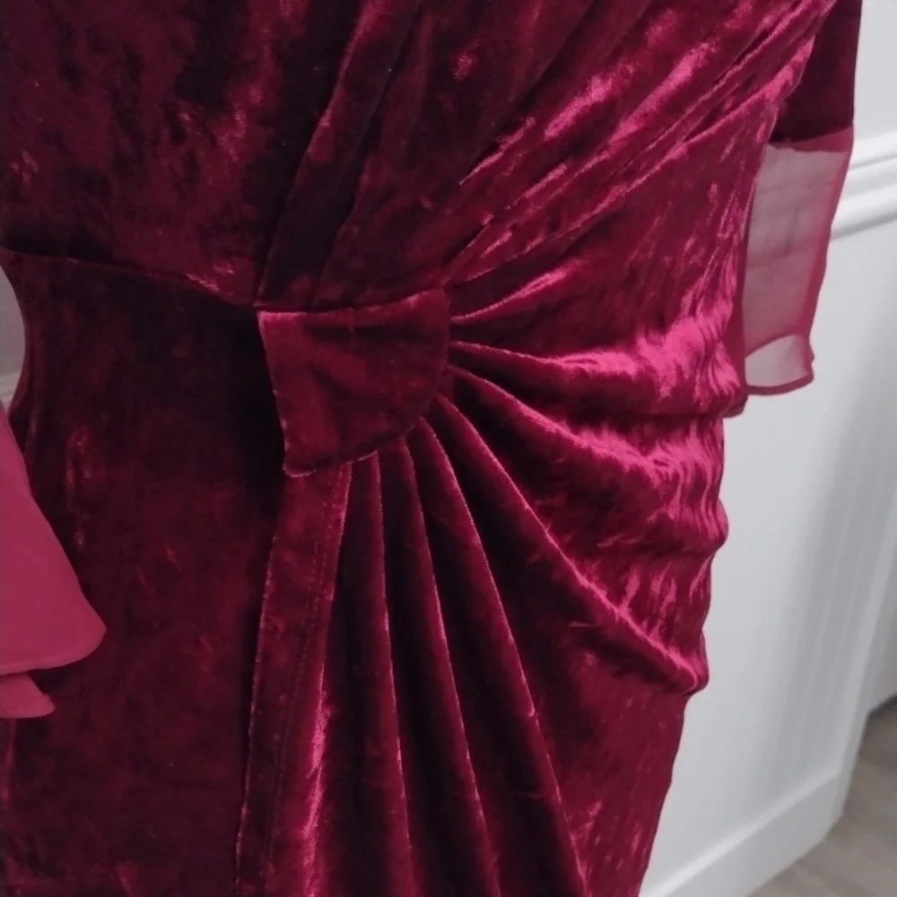 NEW Luxurious Velvet Long Sleeve Dress in Deep Red,Wedding Guest, Party Guest - Picture 5 of 12